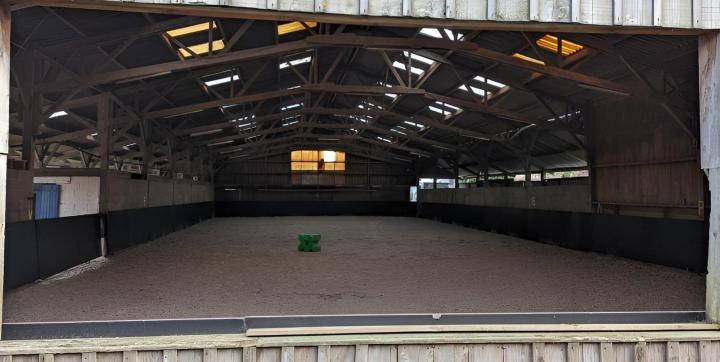 1 manège Fresquiennes